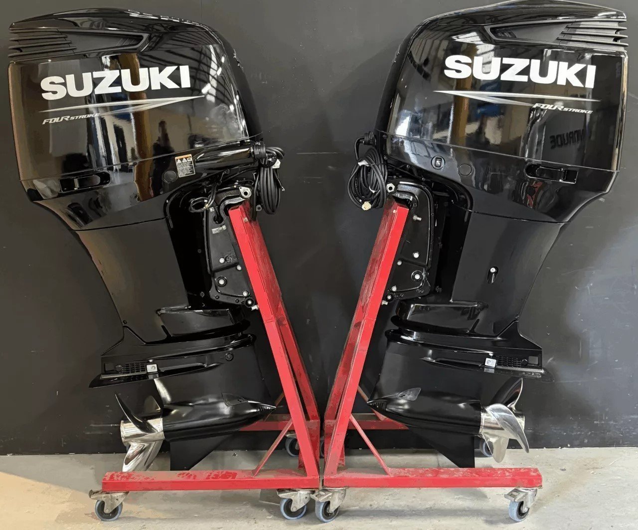 Complete set 2024 Suzuki 300 HP EFI outboard engine.