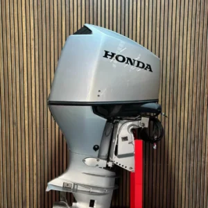 2010 Honda 150 HP EFI BF150 XDU outboard engine.