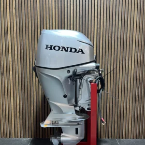 2009 Honda BF60 LRTU outboard engine.