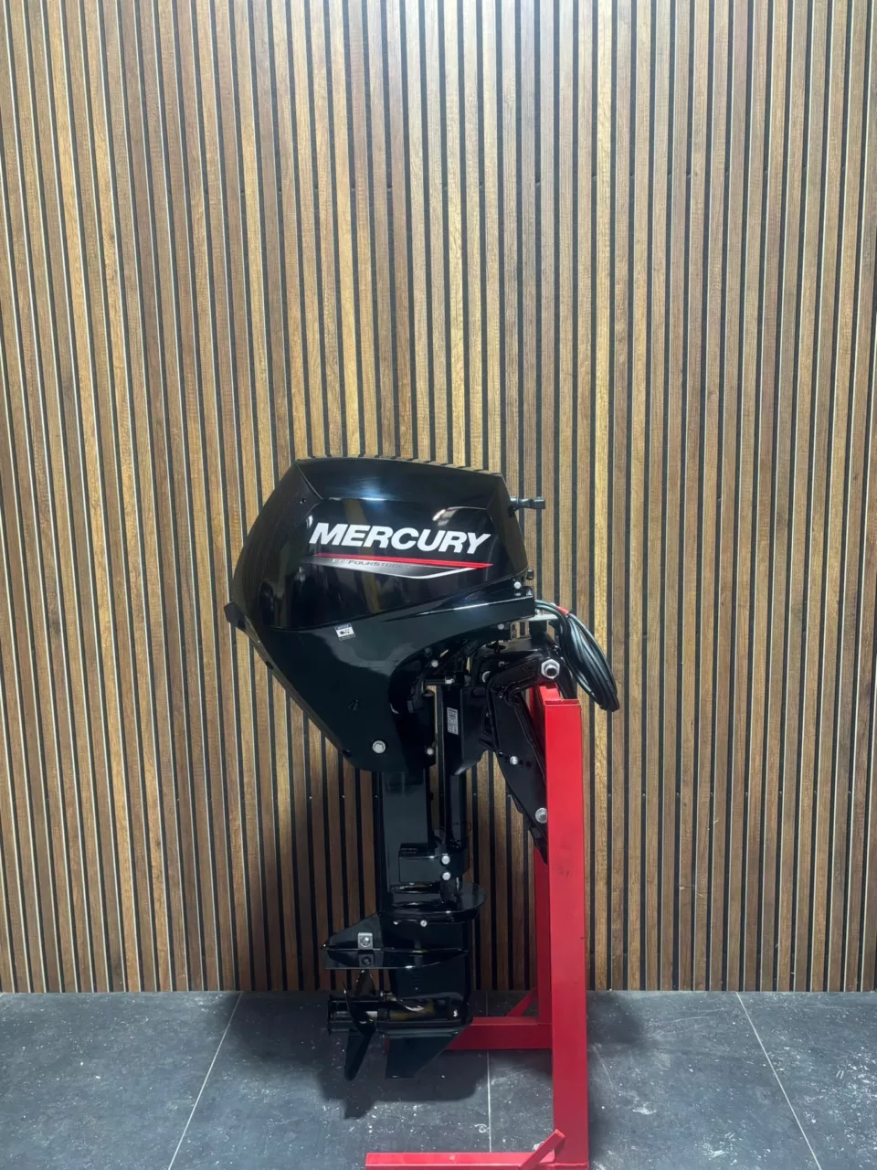 2025 Mercury F20ELPT outboard engine.
