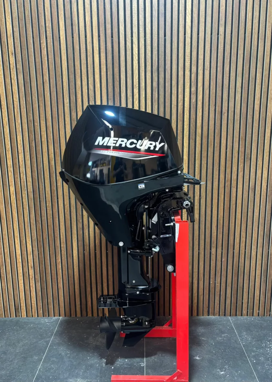 2025 Mercury F30ELPT outboard engine.