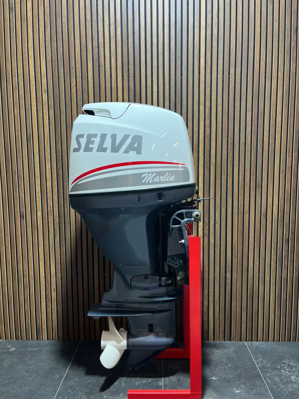 2016 Selva/Yamaha 100 HP EFI outboard engine.