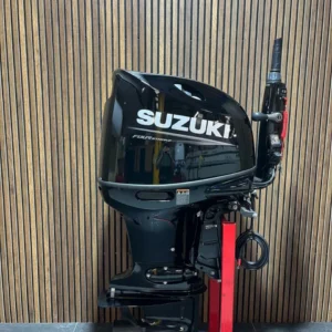 Suzuki DF115 BTL outboard engine.