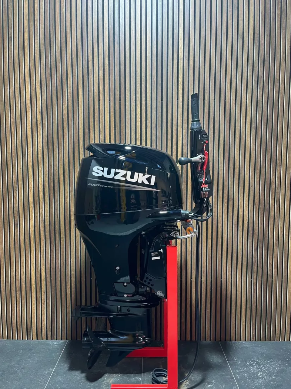 Suzuki DF90 ATL outboard engine.