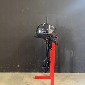 Tohatsu MFS3.5C outboard engine.