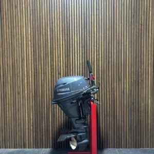 Yamaha 15 HP F15CMHS outboard engine.