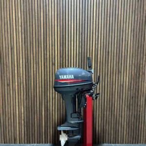 Yamaha 15FMH outboard engine.