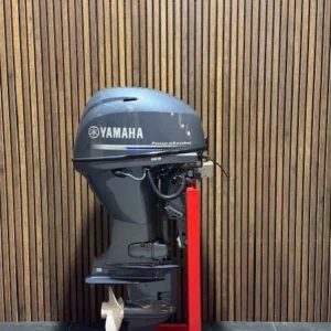 Yamaha 40 HP EFI outboard engine.