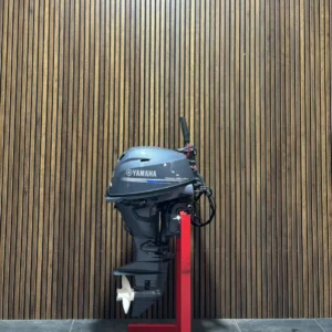 2018 Yamaha F25G outboard engine.