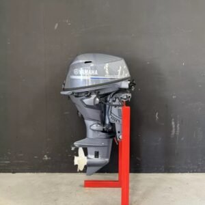 2024 Yamaha F25GETS outboard engine.