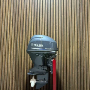 Yamaha F40FEHDS outboard engine.