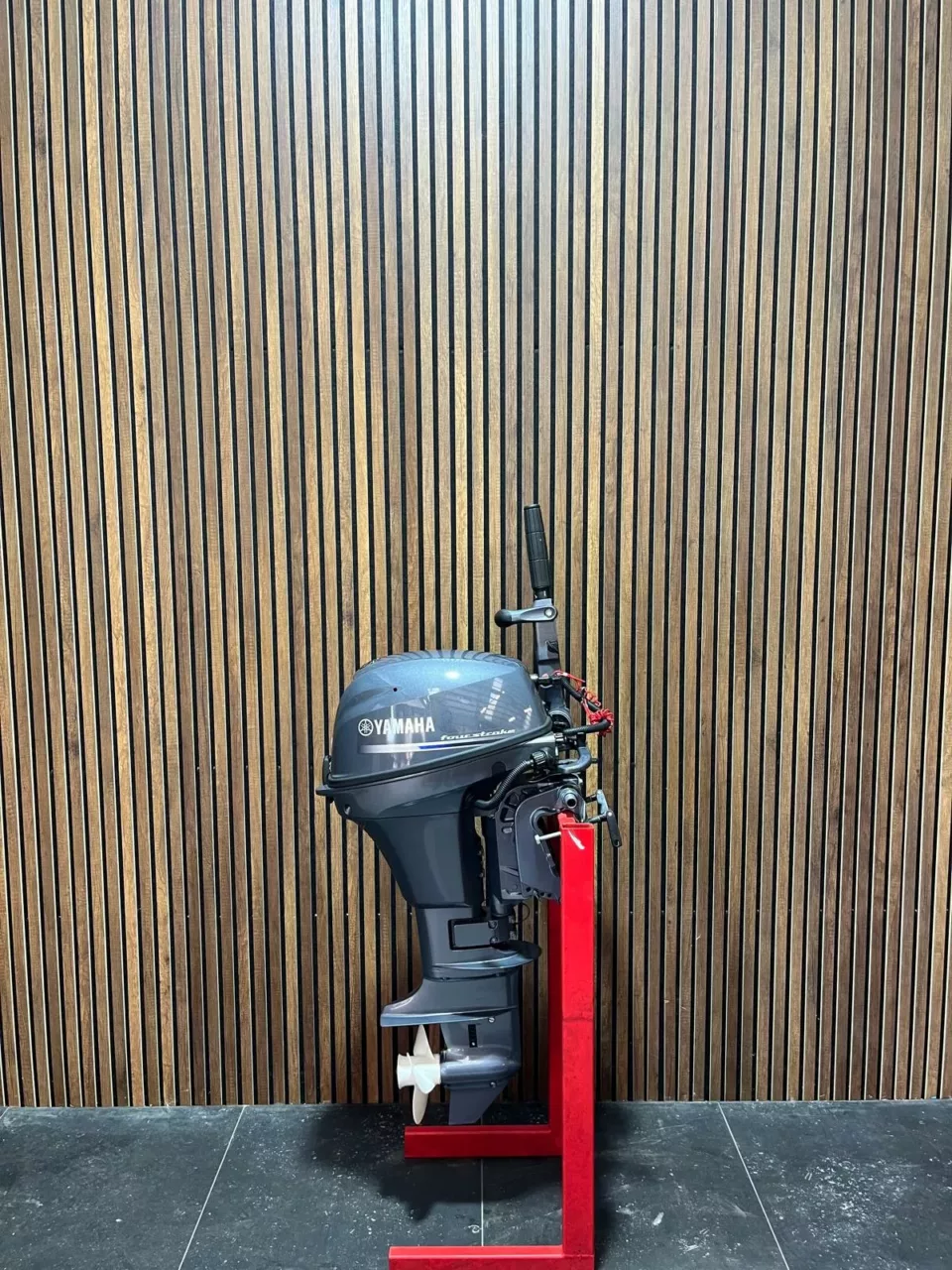 2024 Yamaha F8FMHS outboard engine.